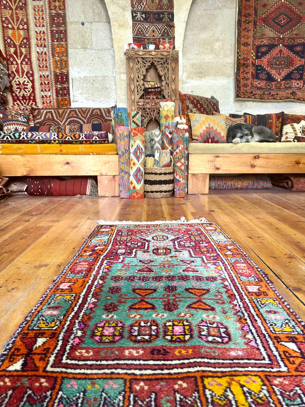 Tribal Collections Nomadic Rugs & Textiles — fotoğraf 3