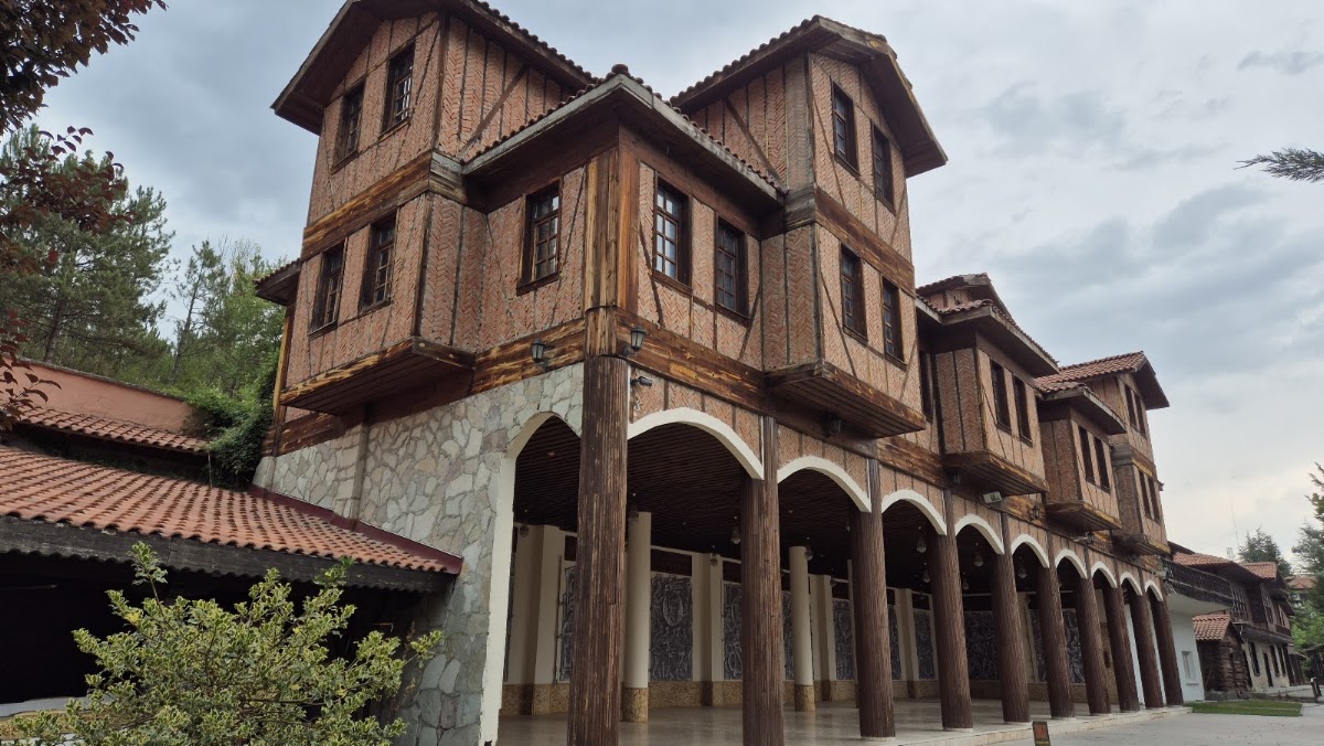 Mimar Vedat Tek Kültür merkezi — fotoğraf 2