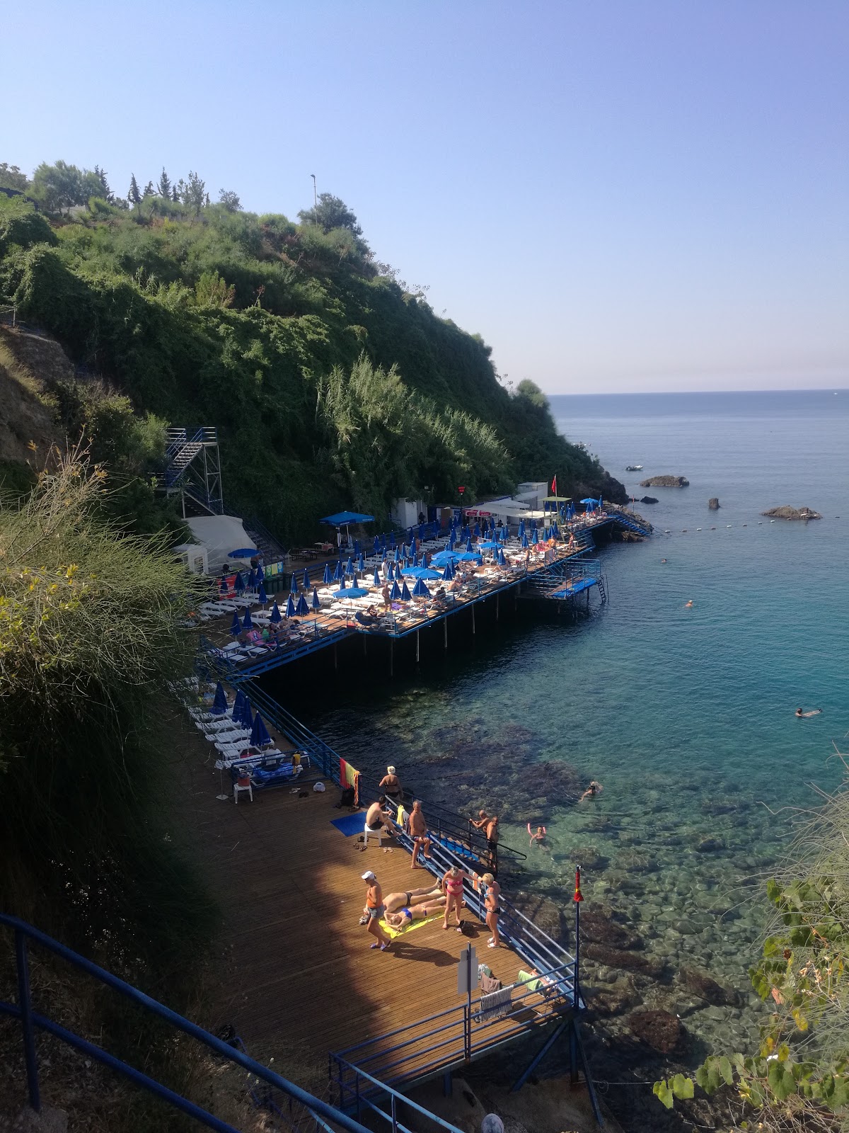 Konserve Koyu Halk Plajı