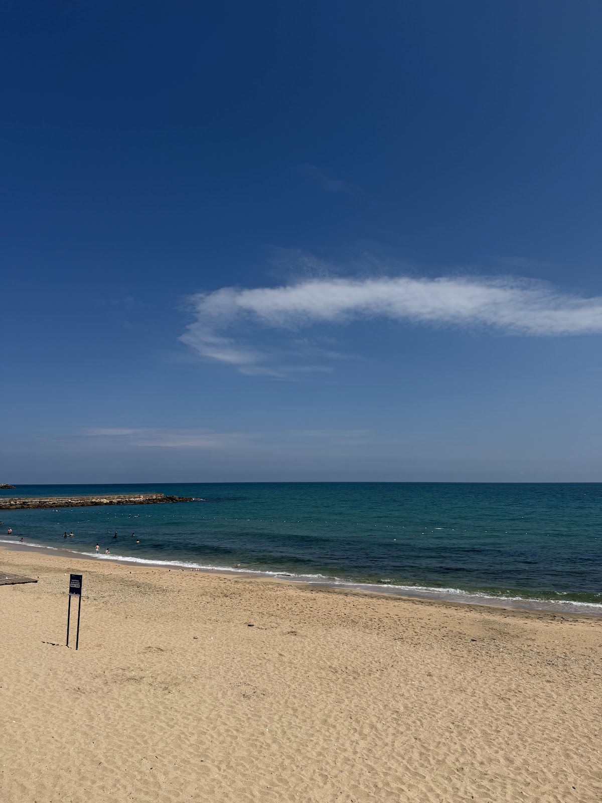 ARNAVUTKÖY BELEDİYESİ KARABURUN PLAJI — fotoğraf 2