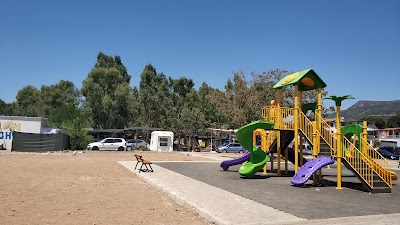 Ürkmez Sağlık Ocağı Plajı