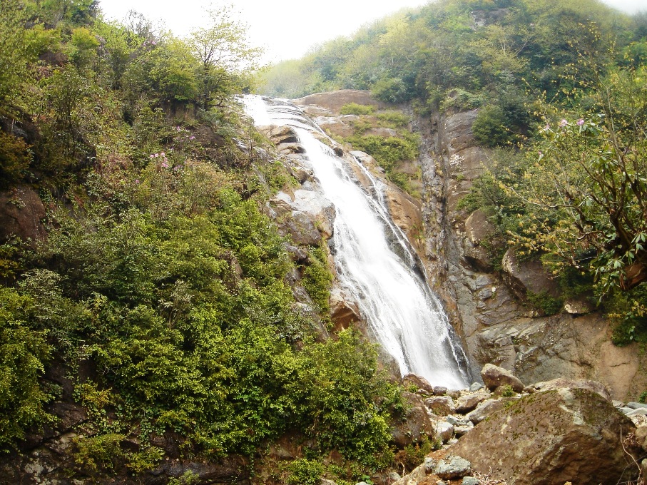 Ağaran Şelalesi — fotoğraf 2