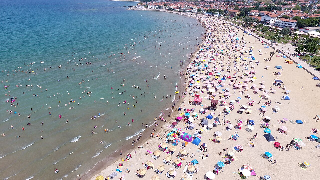 Cebeci Halk Plajı — fotoğraf 2