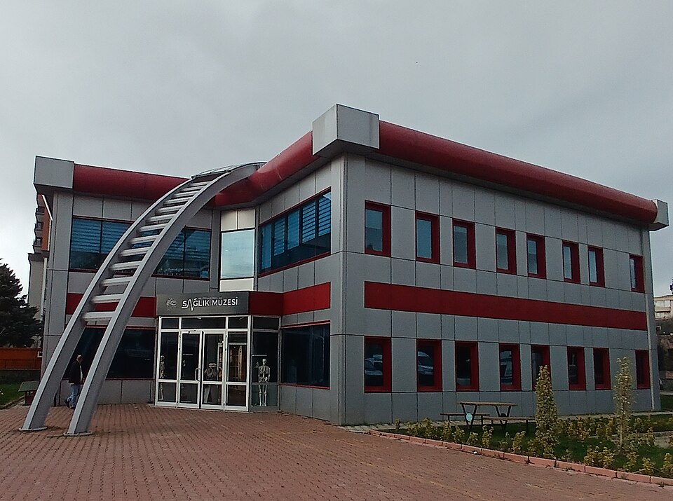 Dr. Ceyhun İrgil Sağlık Müzesi