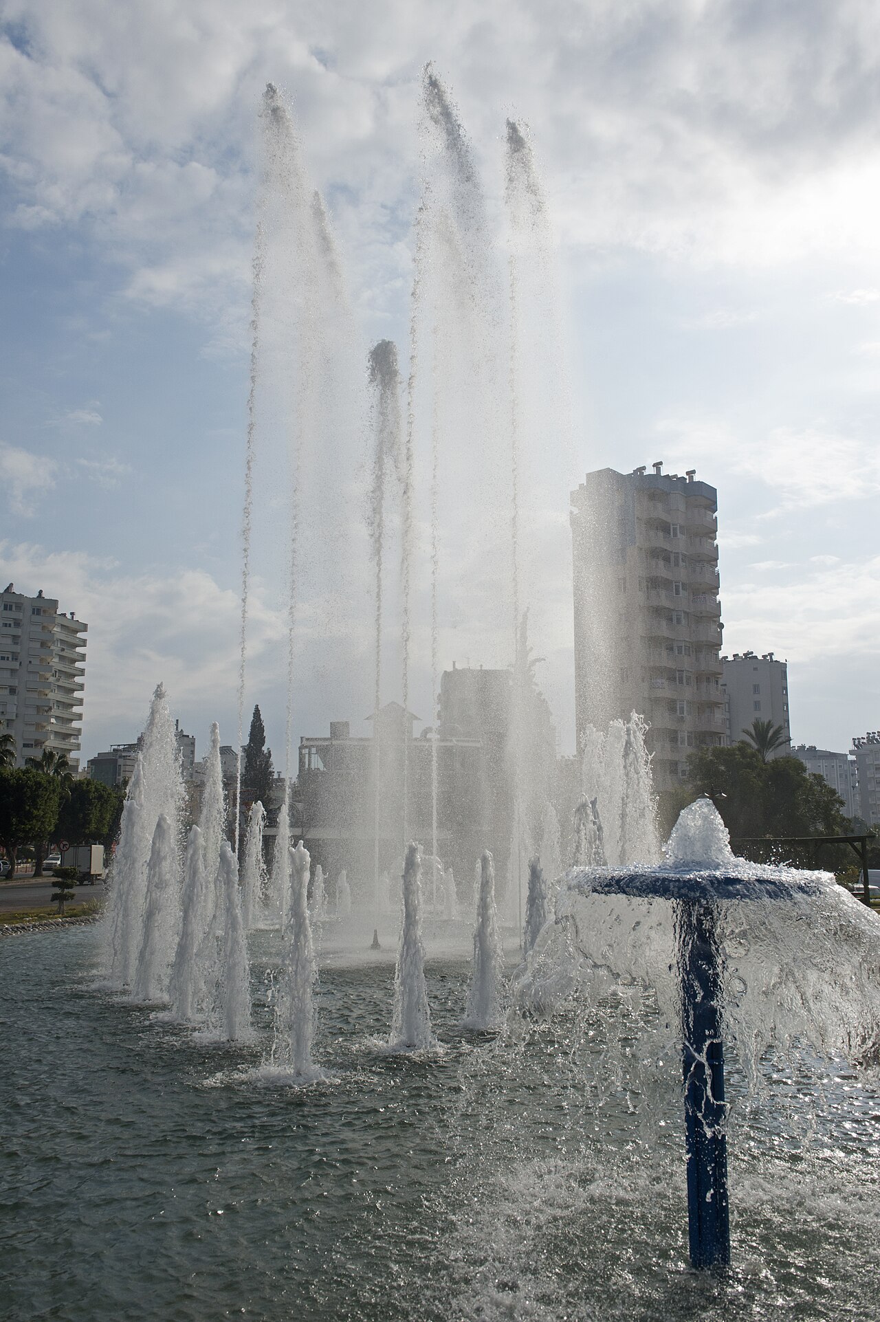 Erdal İnönü Kent Parkı Plajı — fotoğraf 4