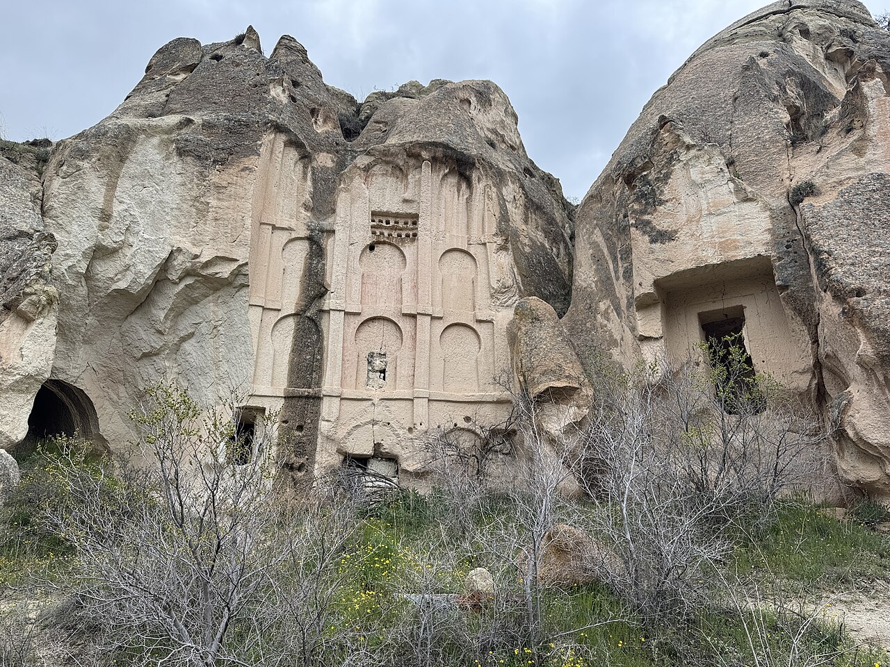 Haçlı Kilise — fotoğraf 4