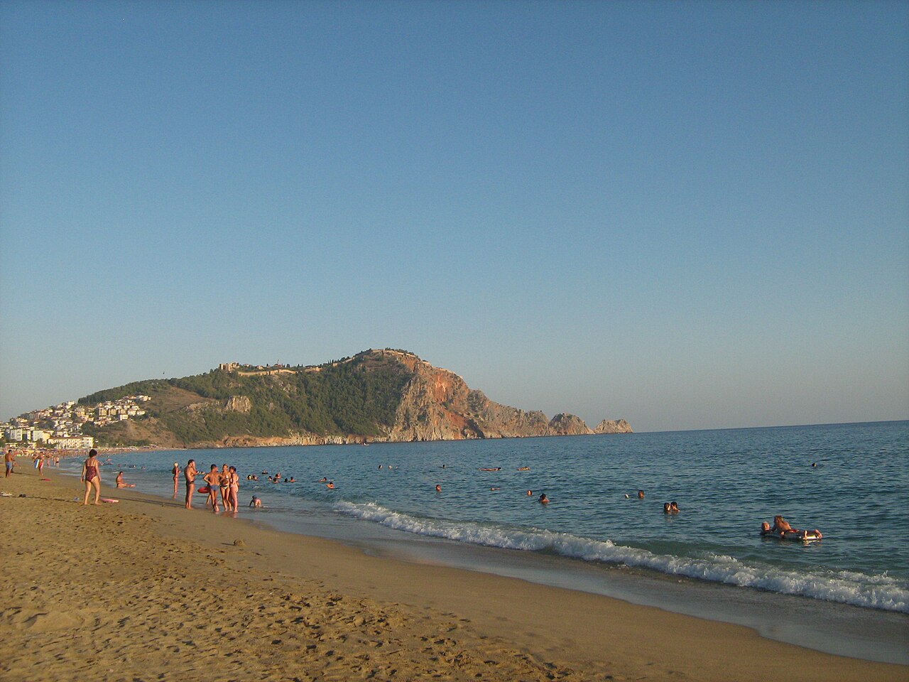 Kleopatra Batı Halk Plajı — fotoğraf 2