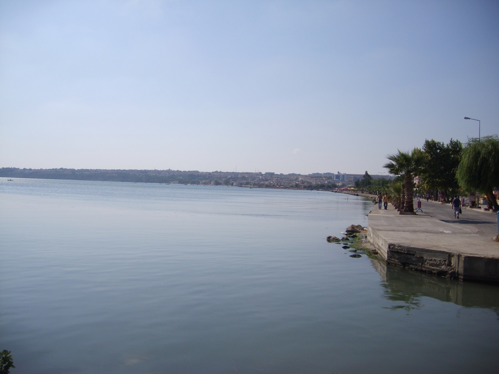 KUMLUK MEVKİ HALK PLAJI