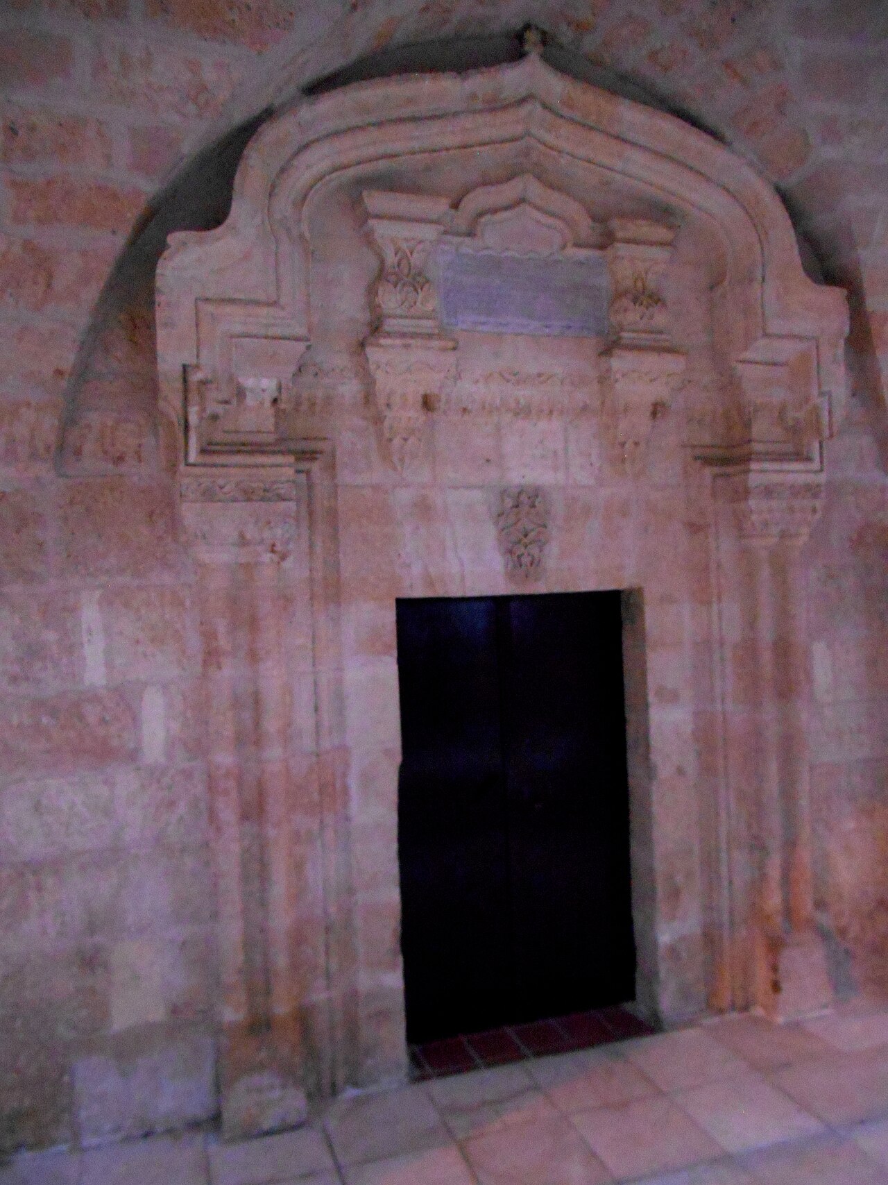 Kuruköprü Anıt Kilisesi — fotoğraf 5