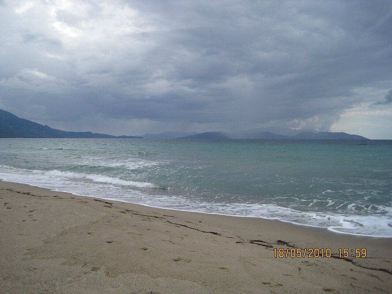Kuşadası Belediyesi Ada Camping Sevgi Plajı (Tesis Kapalı) — fotoğraf 4