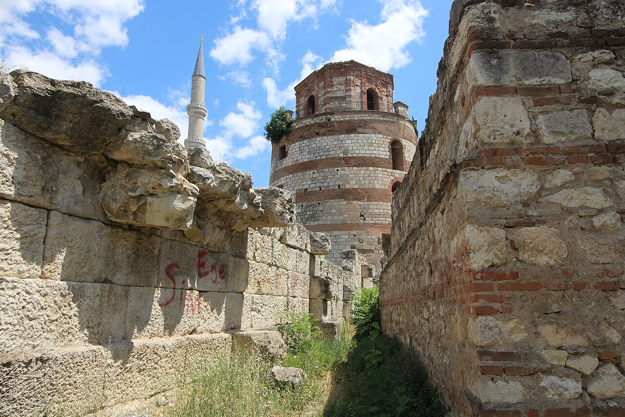 Makedon Kulesi — fotoğraf 4