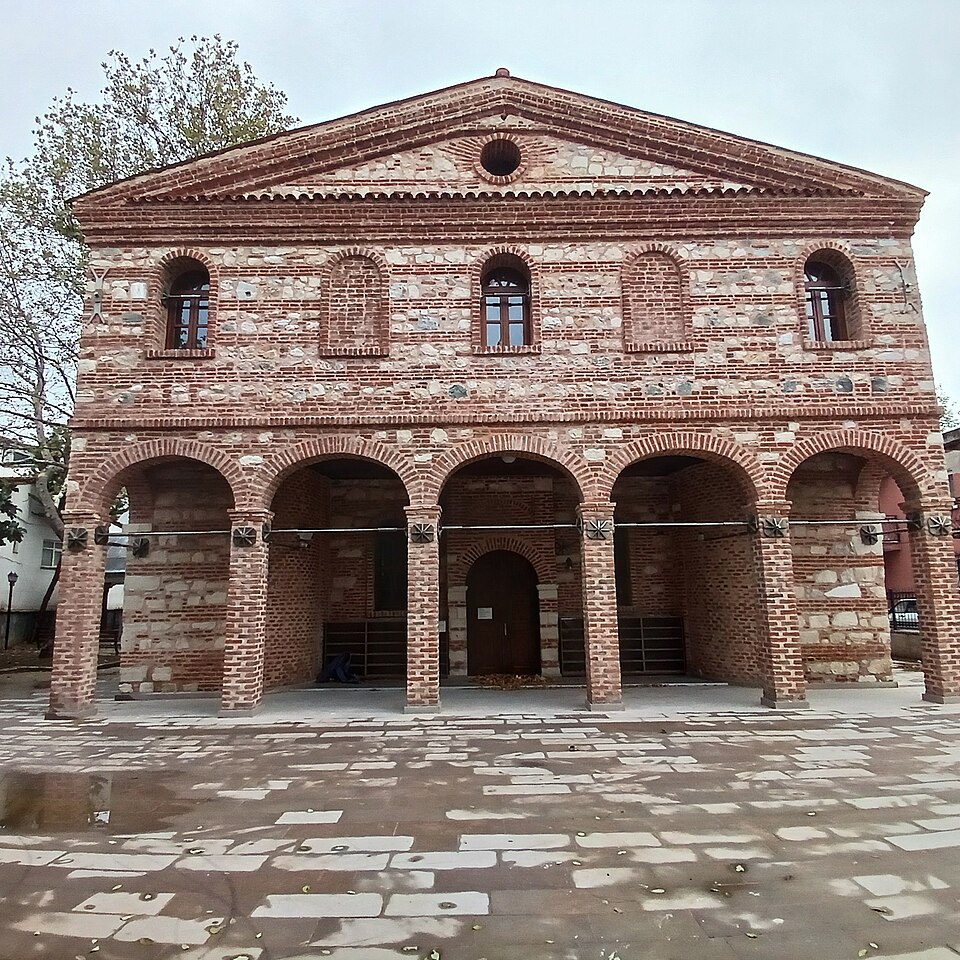 Özlüce Kilisesi