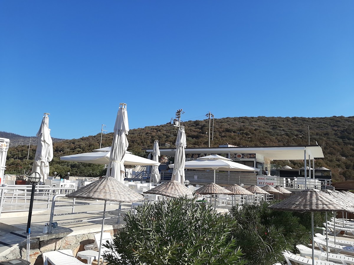 T.C. Kültür ve Turizm Bakanlığı Turaş Bodrum İçmeler Halk Plajı — fotoğraf 4