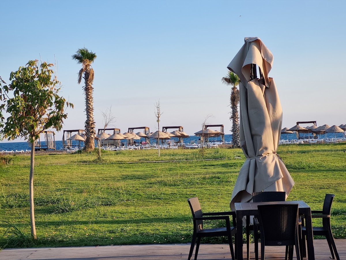 T.C. Kültür ve Turizm Bakanlığı Lara Halk Plajı 1