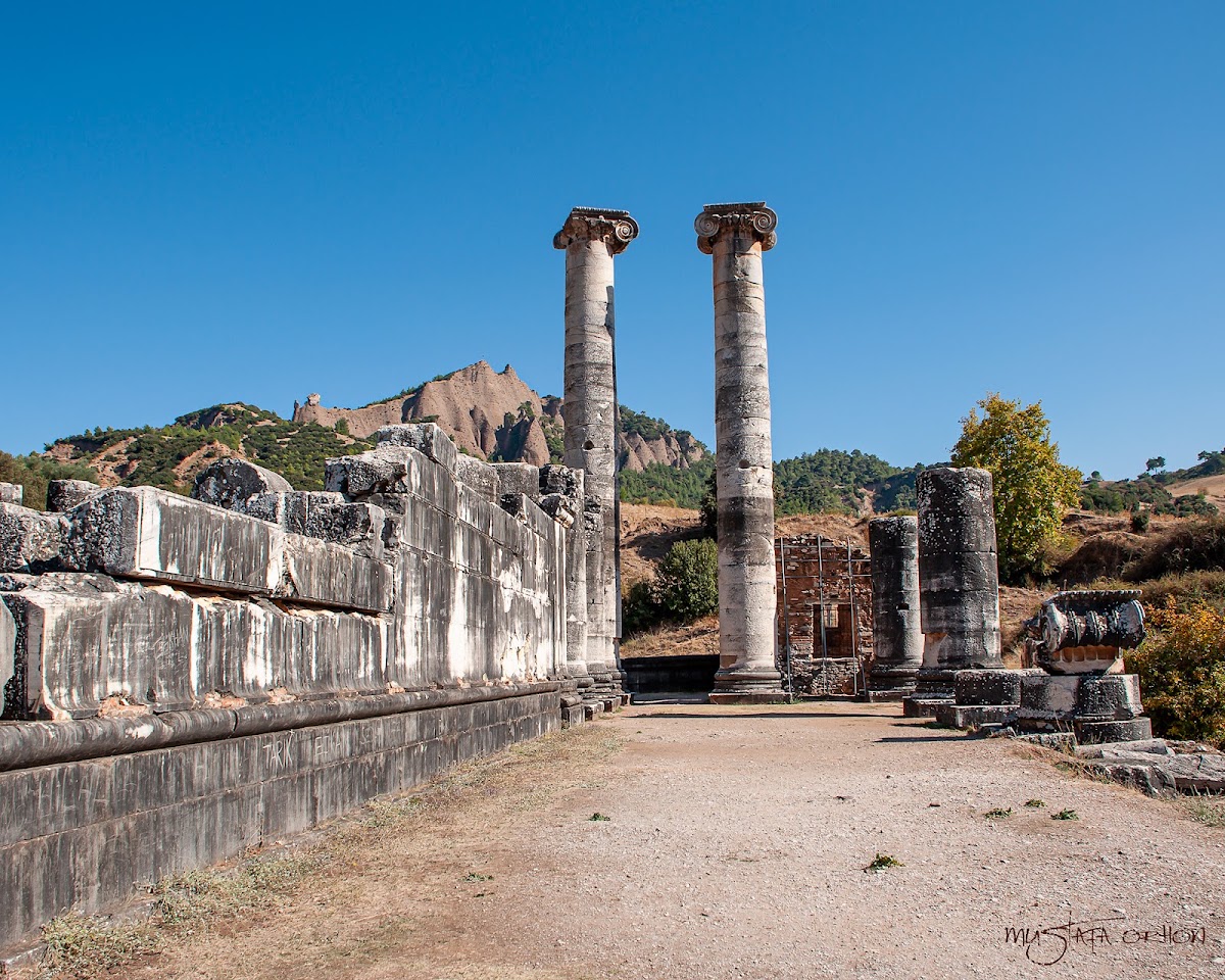 Sardes Artemis Tapınağı