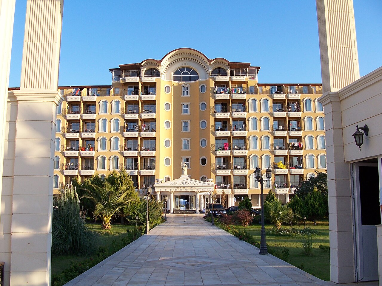 2. Koy Halk Plajı