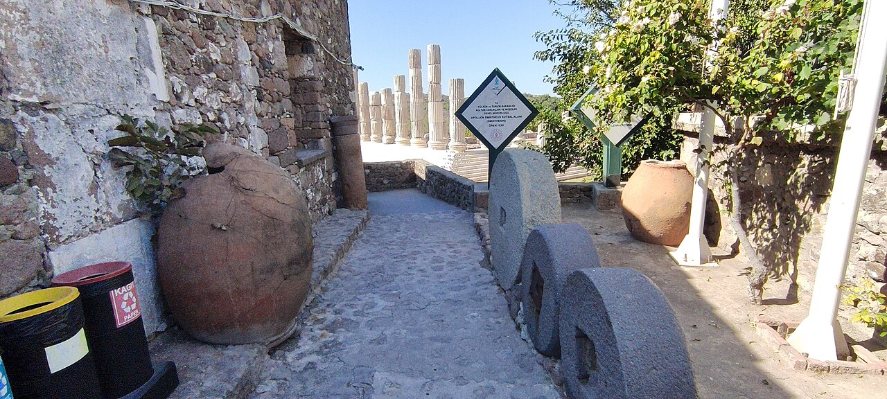 Apollon Smintheion Ören Yeri — fotoğraf 2