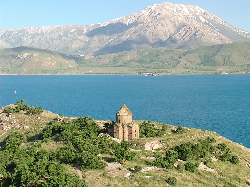 Artos Dağı