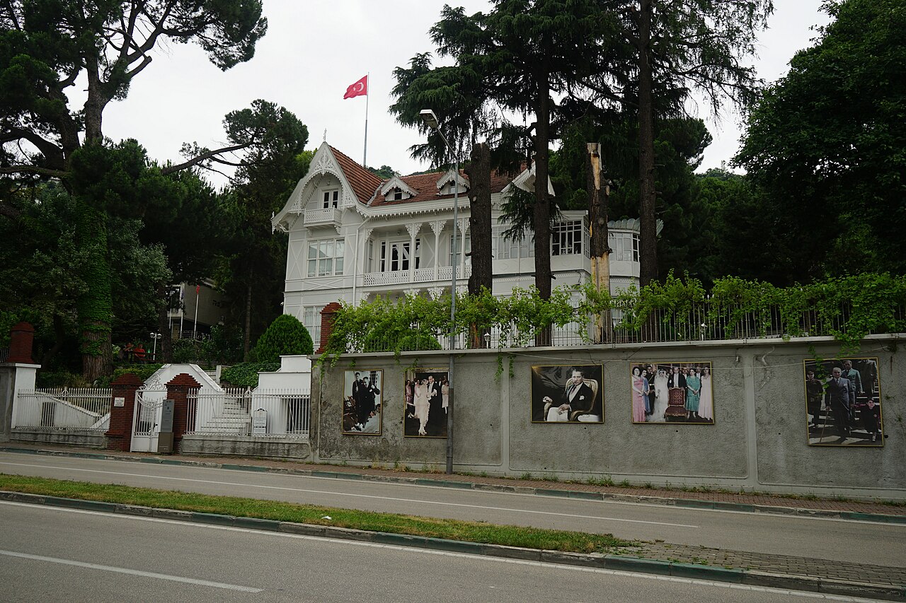 Bursa Arkeoloji Müzesi