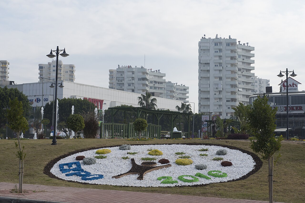 Erdal İnönü Kent Parkı Plajı — fotoğraf 3