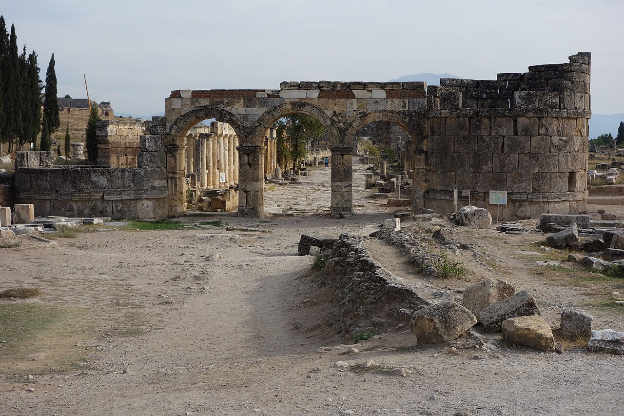 Hierapolis-Pamukkale Ören Yeri