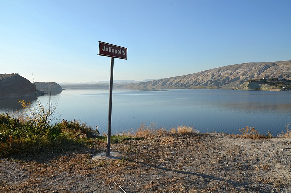 Juliopolis Nekropolü