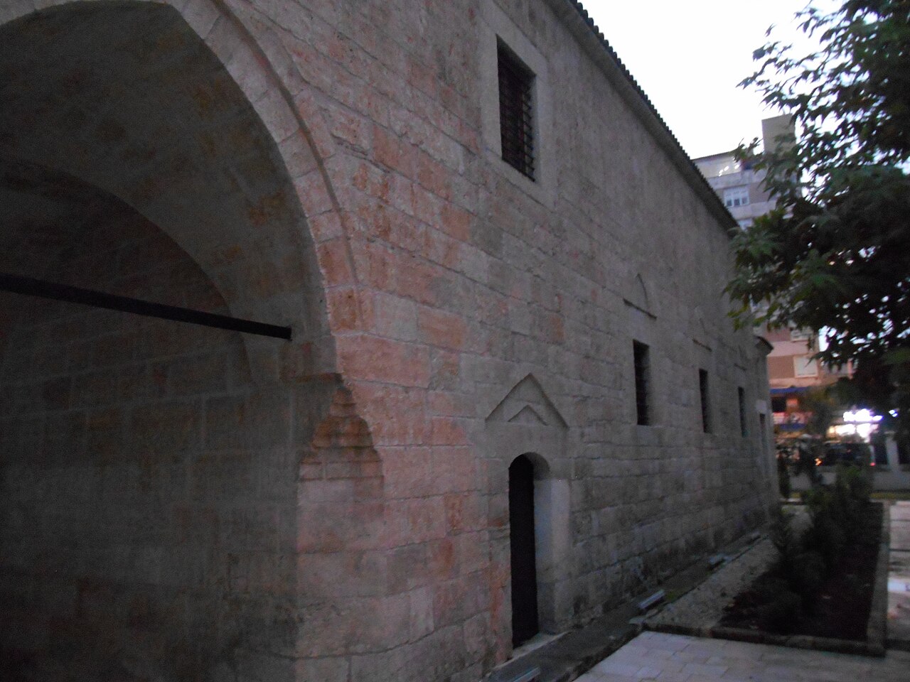 Kuruköprü Anıt Kilisesi — fotoğraf 4