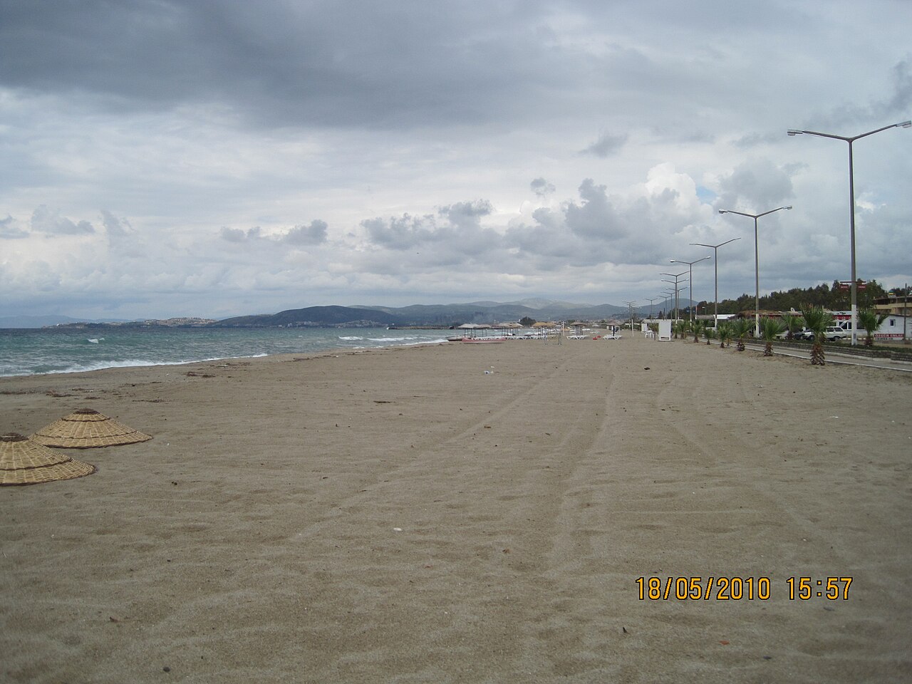 Kuşadası Belediyesi Ada Kum Plajı — fotoğraf 3