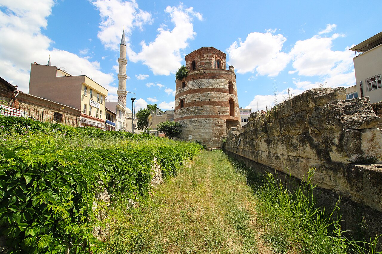 Makedon Kulesi — fotoğraf 3