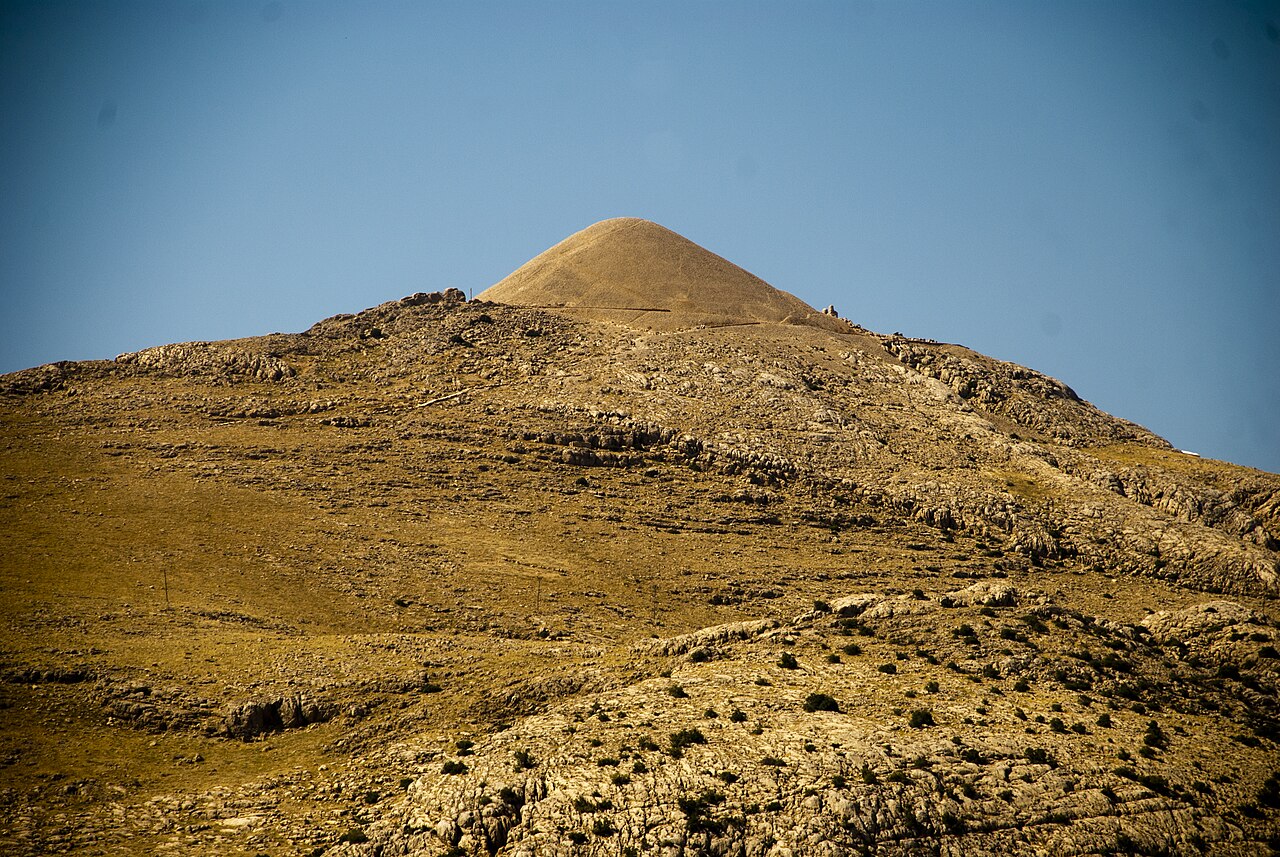 Nemrut Dağı Millî Parkı — fotoğraf 4