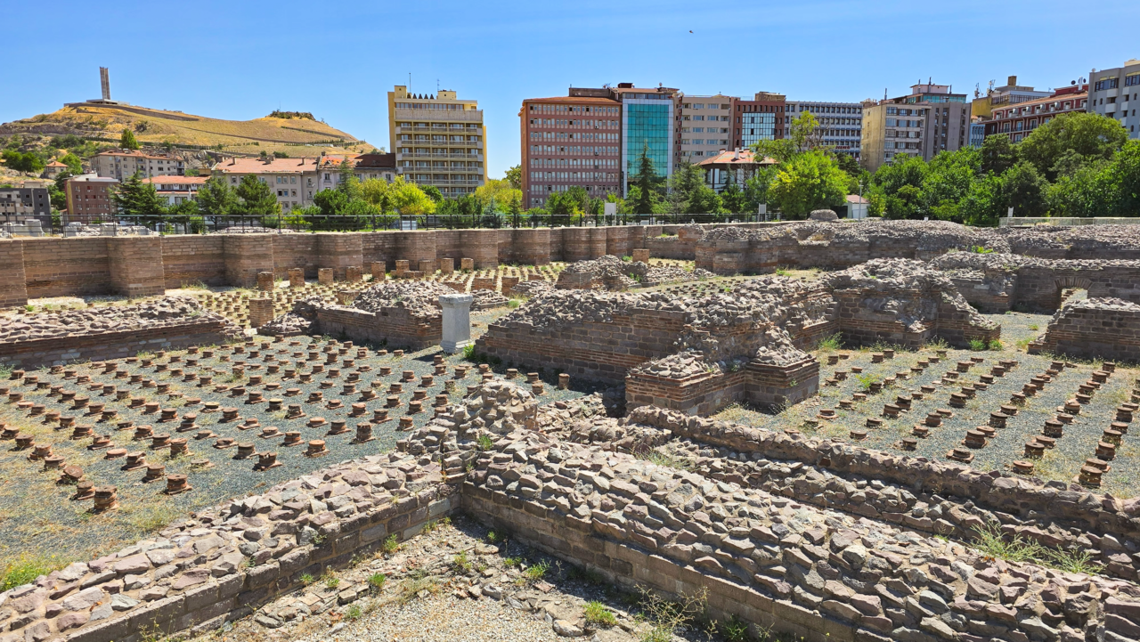 Roma Hamamı ve Açık Hava Müzesi