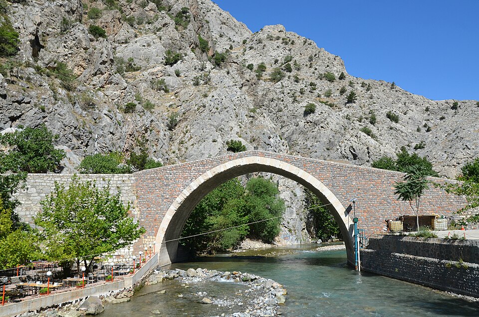 Şekerpınarı Köprüsü