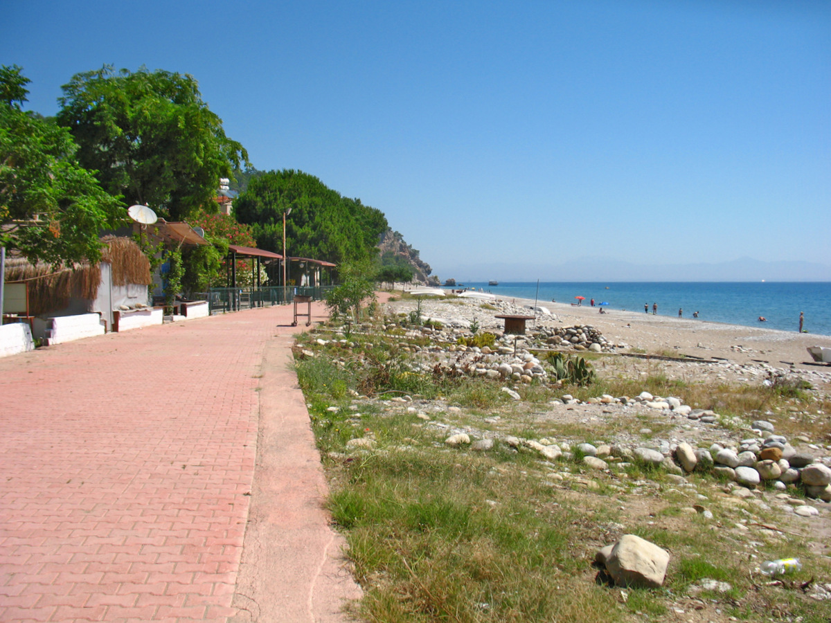 T.C. Kültür ve Turizm Bakanlığı Beldibi Bahçecik Halk Plajı — fotoğraf 2